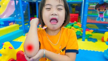 Happy Twins Explore Giant Ball Pit and Indoor Slide Playground Fun