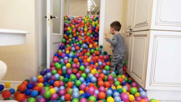 Color Ball Flood Surprise for Kids - Indoor Playtime Adventure
